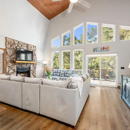 Coastal Retreat King Beds Big Sur Cabin Evcharger